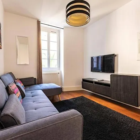 Nyaraló Maison Au Coeur De Avec Parking Prive *