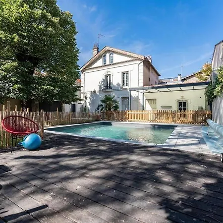 Maison Au Coeur De Avec Parking Prive Valence (Drome)