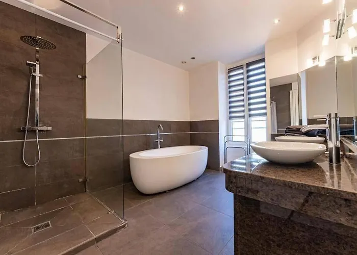 Maison Au Cœur De Avec Parking Privé